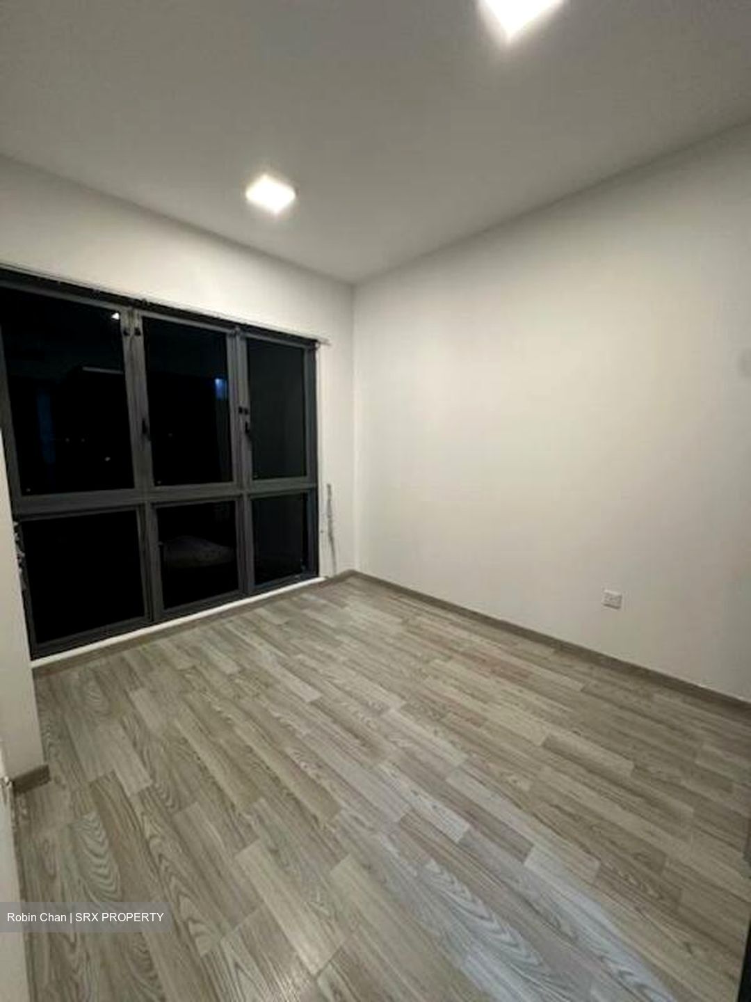 Lakeville (D22), Condominium #520500051